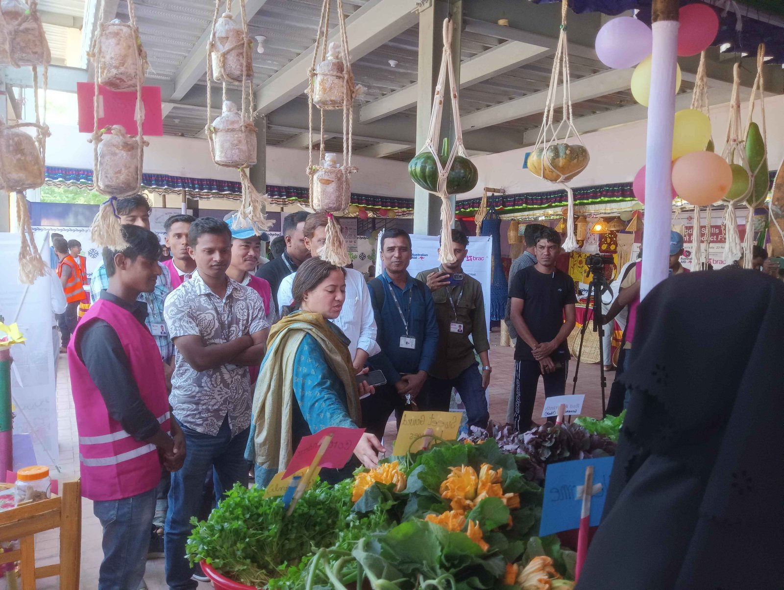 Shushilan Organized a Market Fair at Rohingya Camp