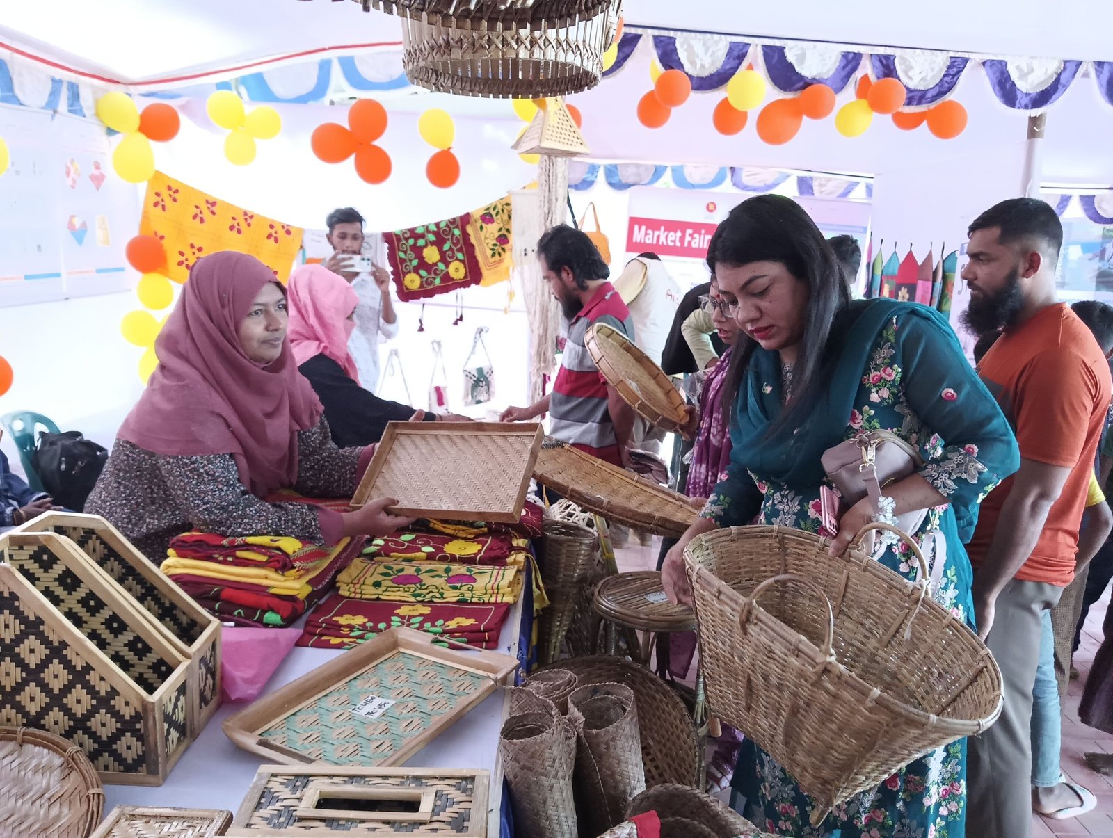 Shushilan Organized a Market Fair at Rohingya Camp