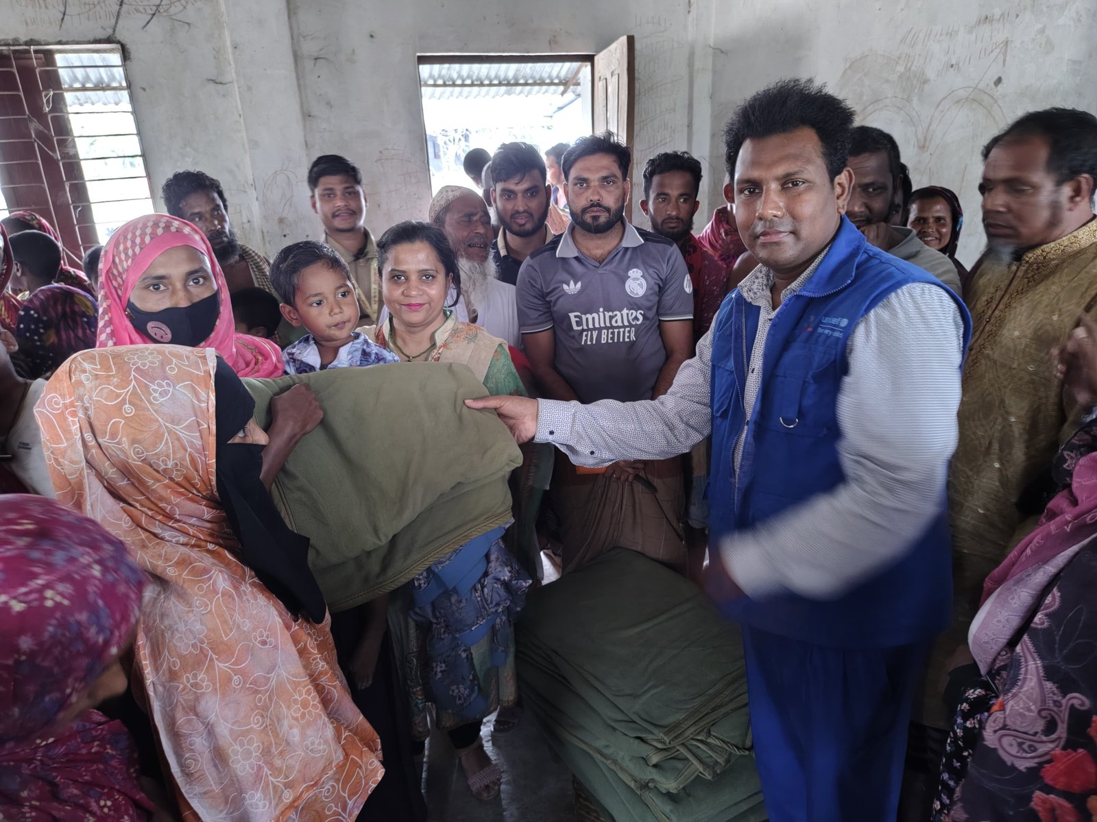 SBC- Charfashion team brings smile to the faces of the people of remote areas of Bhola